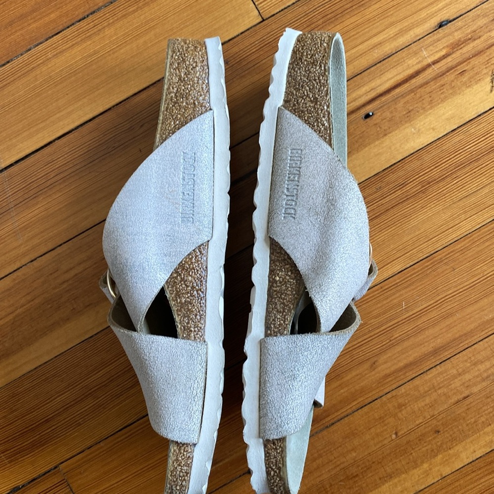 Birkenstock Siena Big Buckle Sandal EU39/US 8 in Shimmery Gold/Tan - Picture 6 of 15